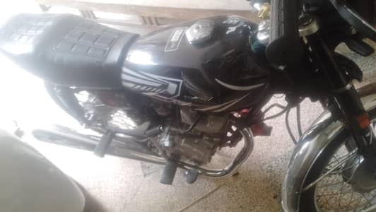 125 2017 model lahor nbr forsale