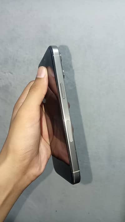 15proMax jv 256gb 96%bh All ok natural titanium 10/10 only phone