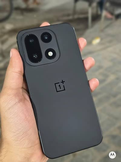 One Plus 15 5 month use only non pta