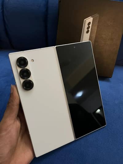 Samsung Mobile Z Fold 6