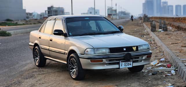 Toyota Corolla 1990