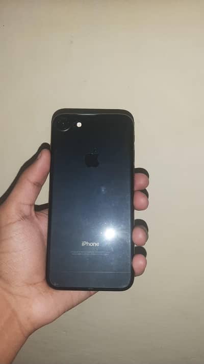 Apple iPhone 7