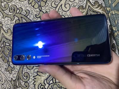 Huawei P20 Pro 6/64 sim working glass crack