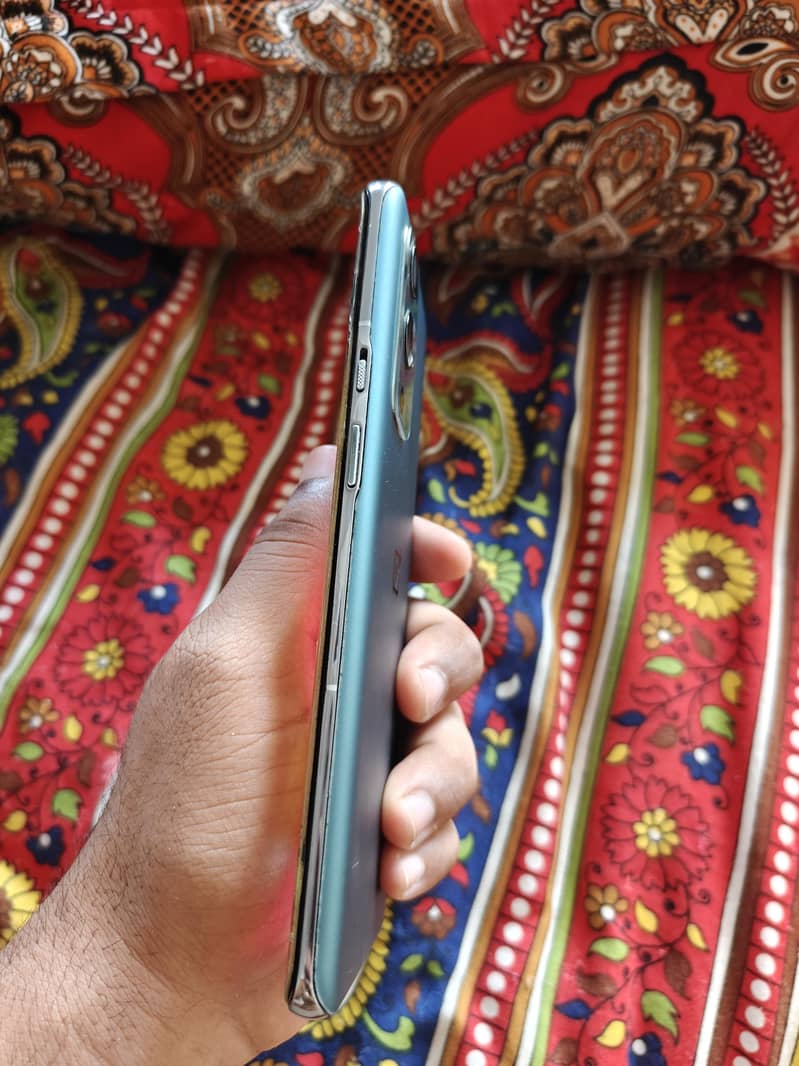 One Plus 9 Pro 5