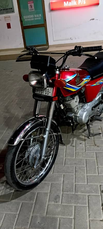 Honda CG125 2017 Full janion Fresh and Best Condition Mashallah All ok