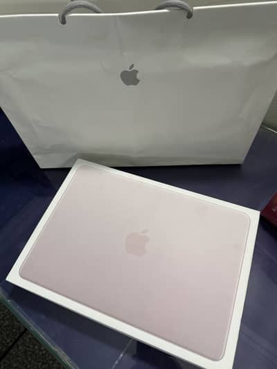 Macbook Neo 512 gb Boxpack with touch id