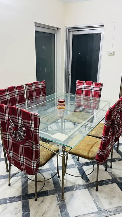6 chairs dining table 5.5x4