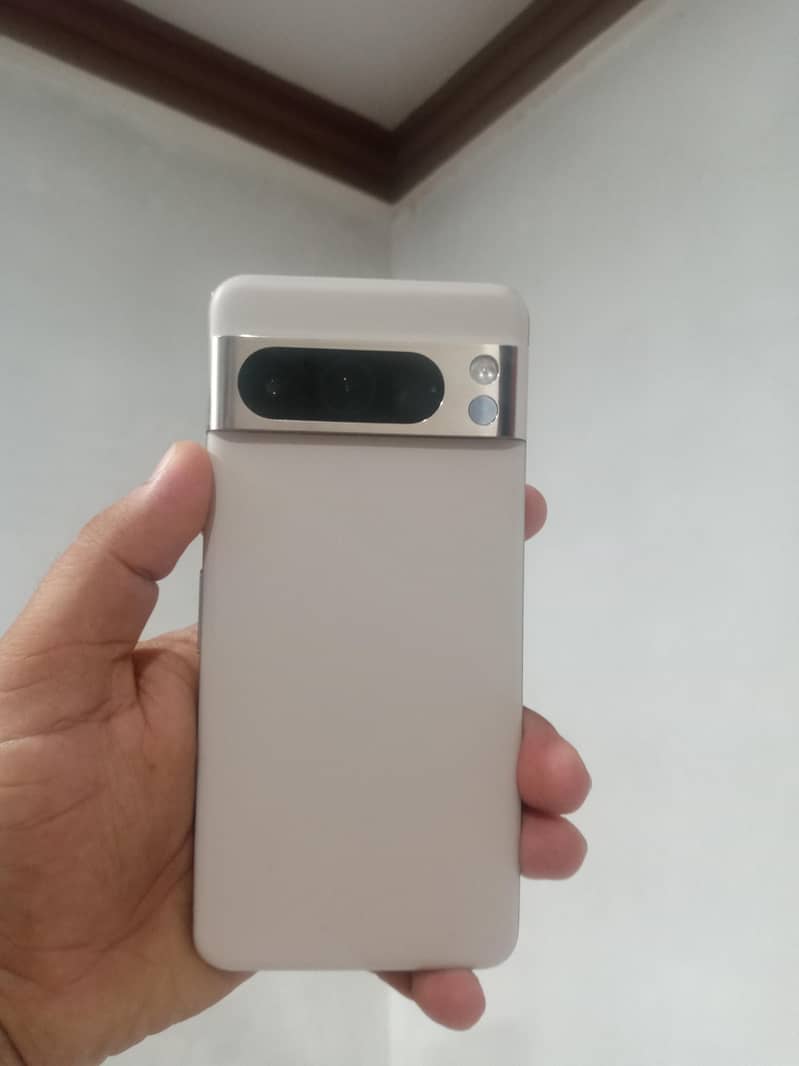 Google Pixel 8 Pro 5