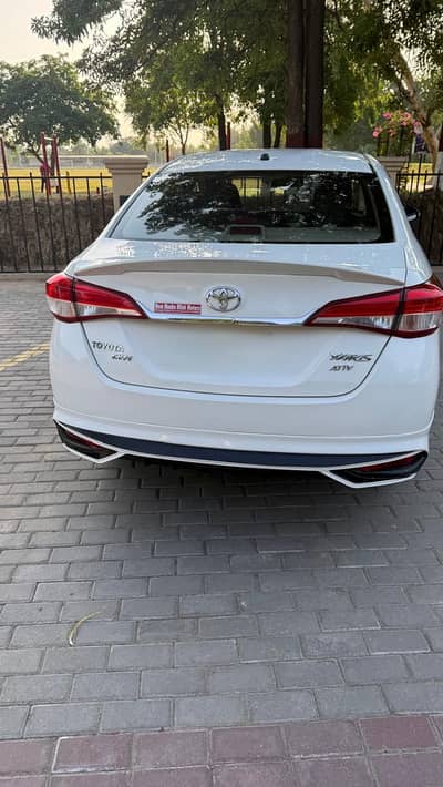 Toyota Yaris automatic super white colour 2021 model