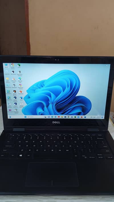 Dell latitude 3390 2 in 1 touch screen Core i3 7th Gen