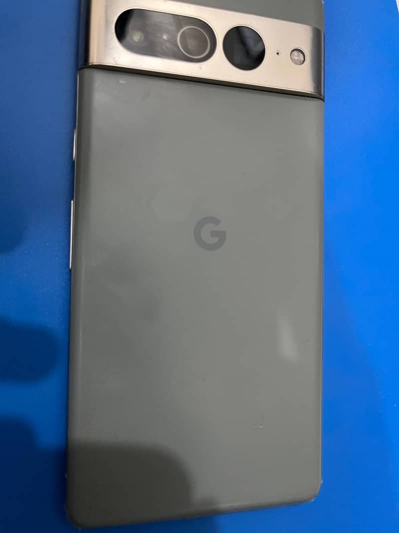 Google Pixel 7 Pro 4