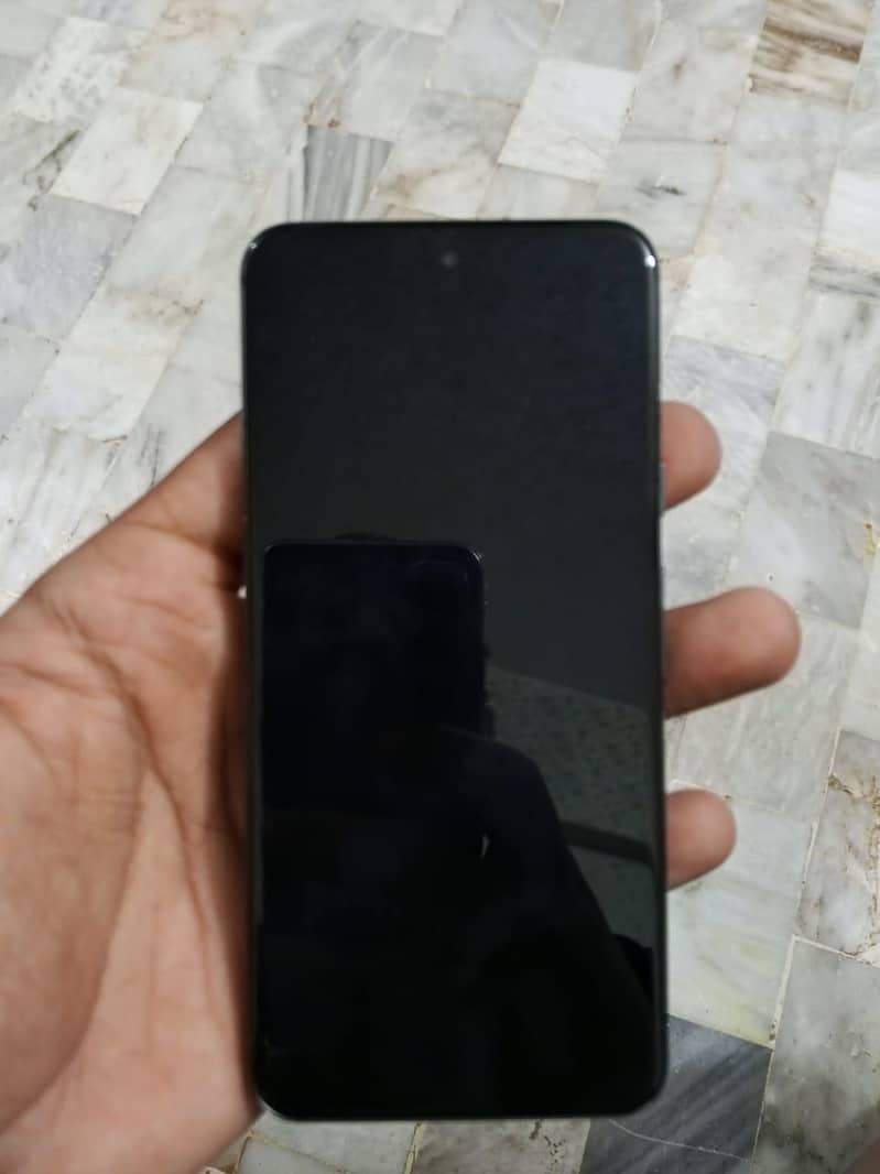 Google Pixel 8 3
