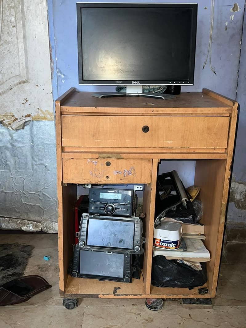 Computer table 2