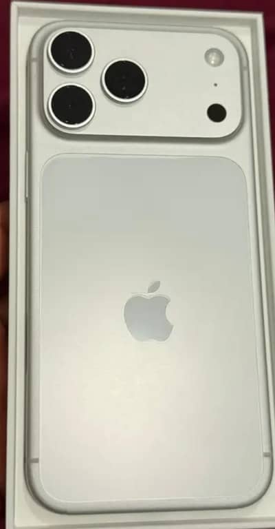 Apple iPhone 17 Pro Max