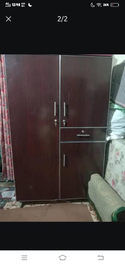 Almari 10/10 condition all parts  are  perfect