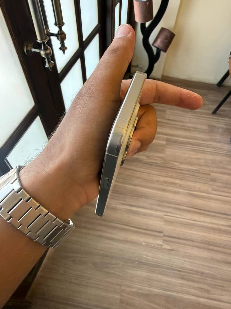Iphone 15 Pro 8