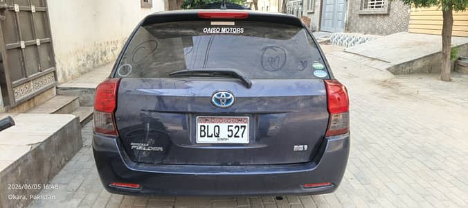 Toyota Corolla Axio 2014