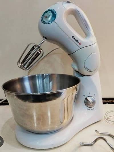 BREVILLE STAND MIXER EXCELLENT CONDITION