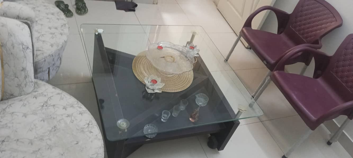 centre table 4