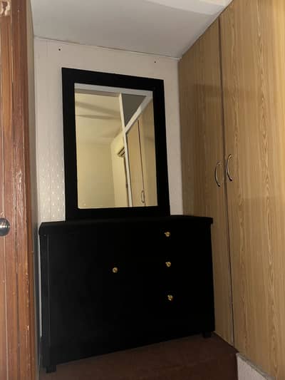 New room set everything wooden