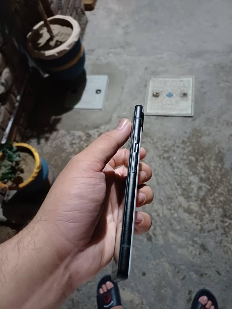 Google Pixel 6a 4