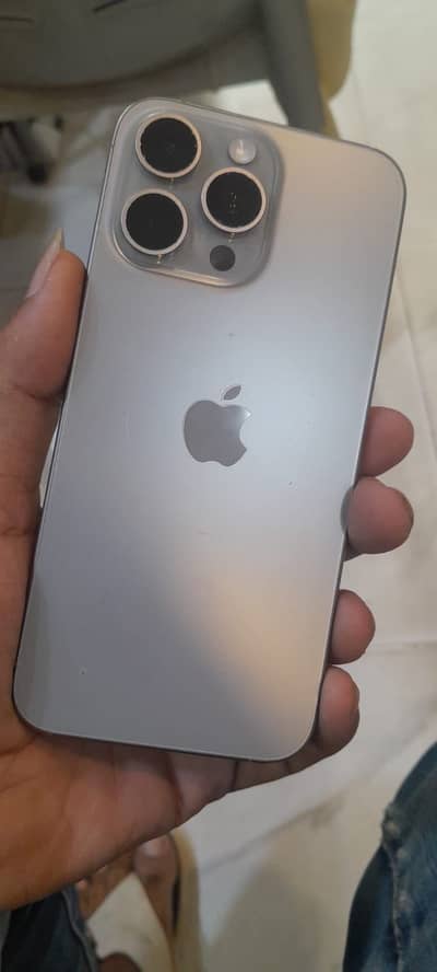 Apple iPhone 15 Pro Max