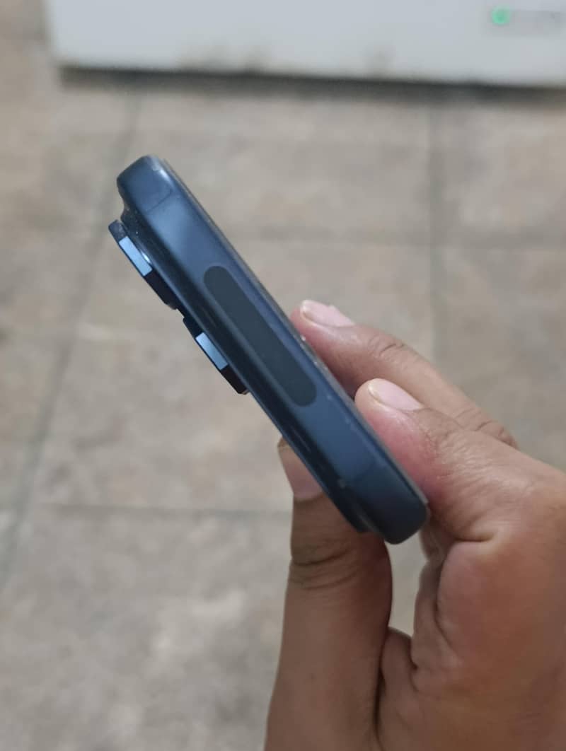 Apple iPhone 17 Pro Max 1