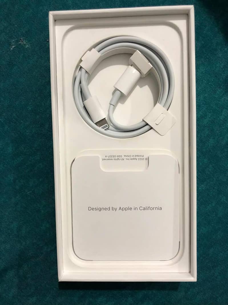Apple iPhone 14 3