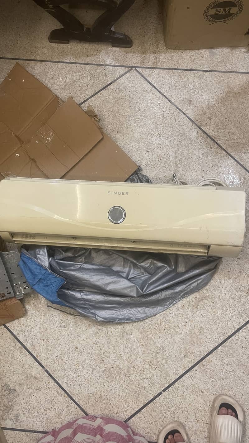 Singer Split AC 2