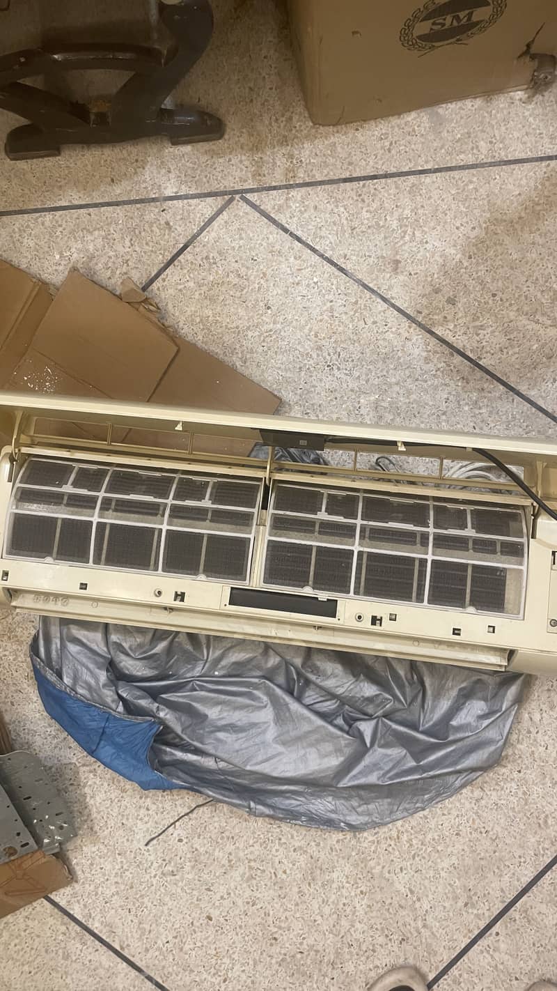 Singer Split AC 6