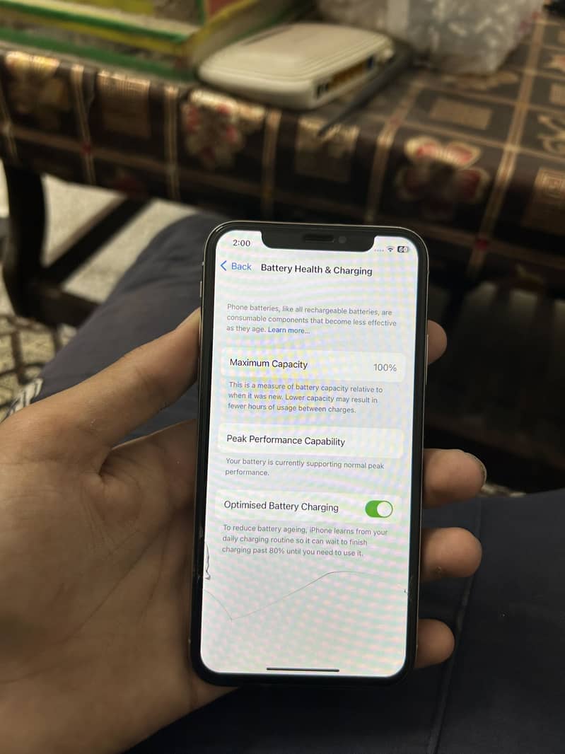 Apple iPhone X 4
