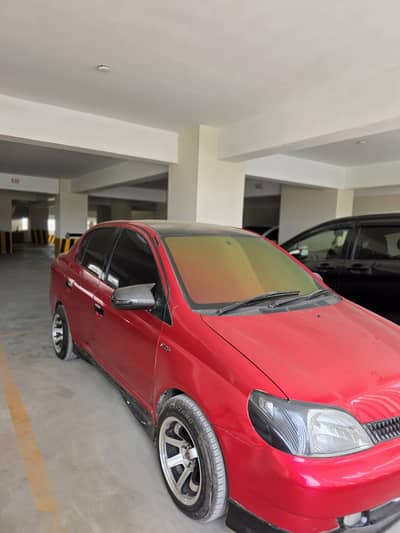 Toyota Platz 1999