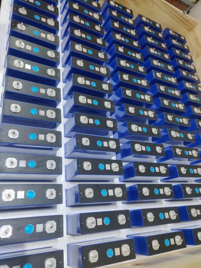 Xeon batteries