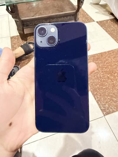 Apple iPhone 13