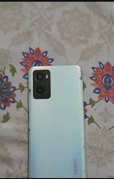 OPPO A76
