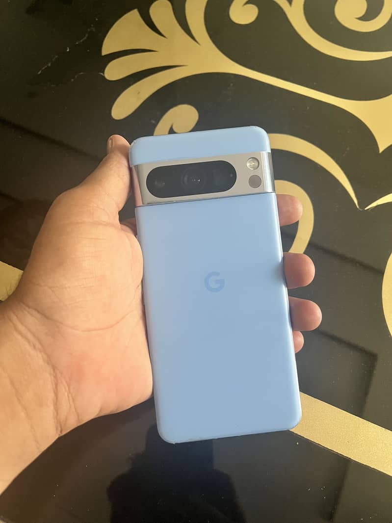 Google Pixel 8 Pro 1