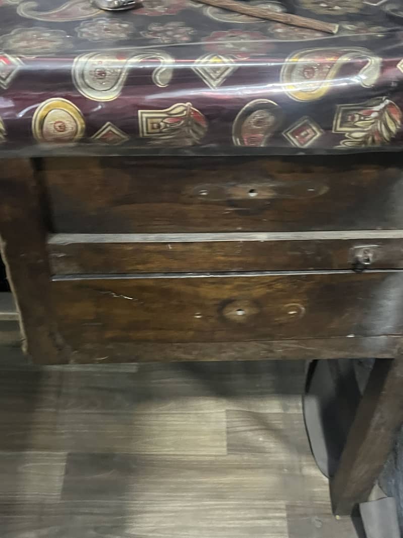 Office table 4