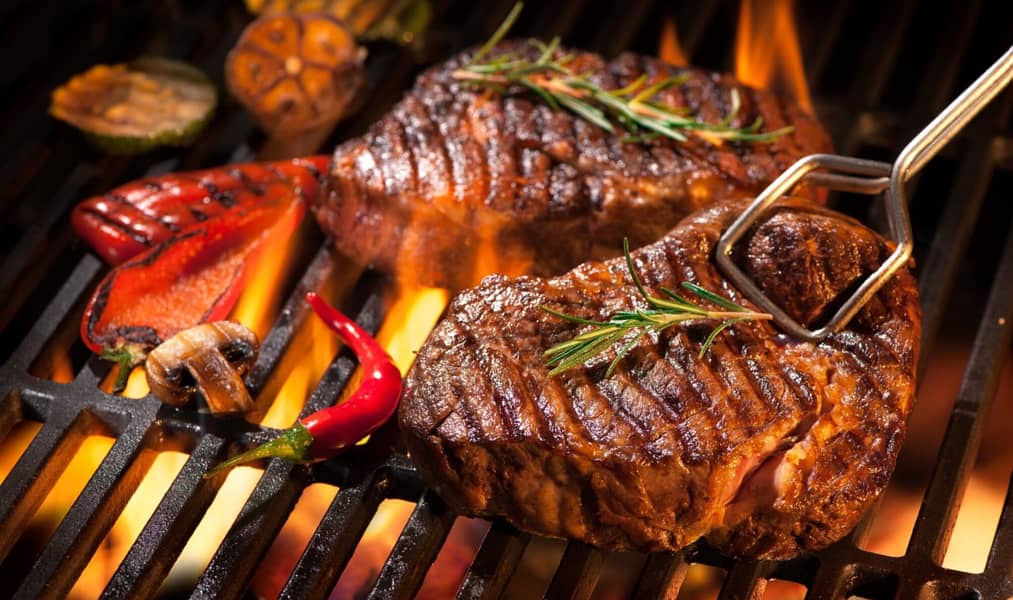 Beef steak chef 1