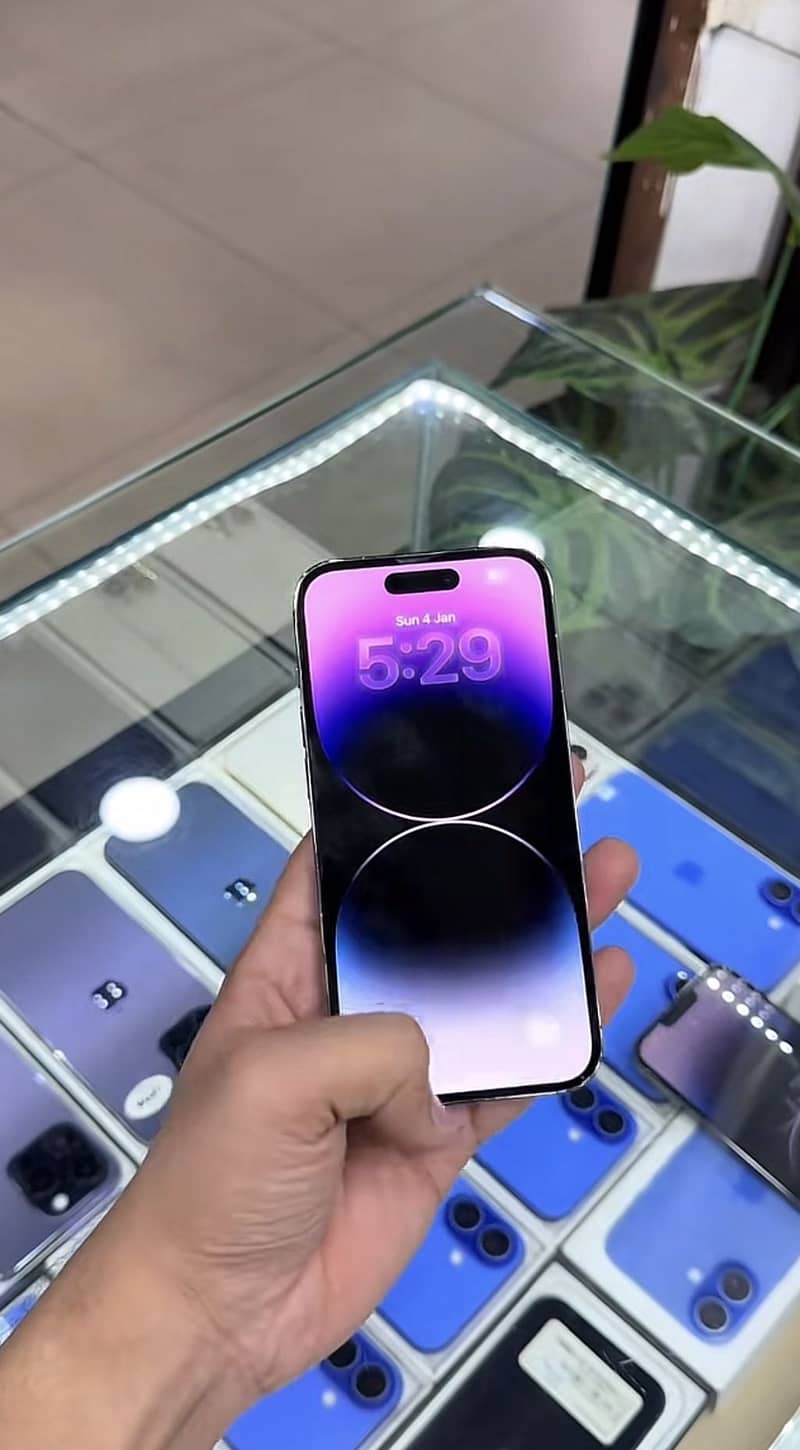 Apple iPhone 14 Pro 1