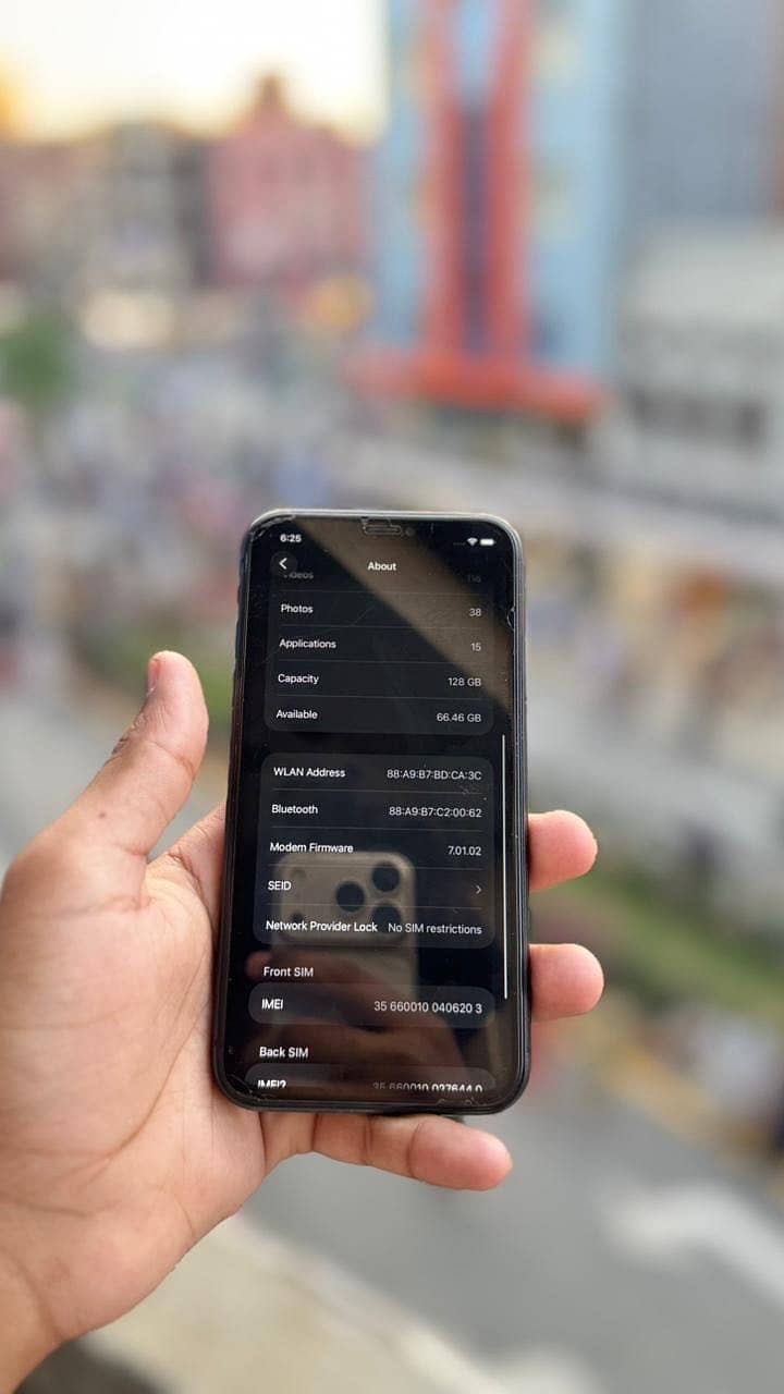 Apple iPhone 11 0
