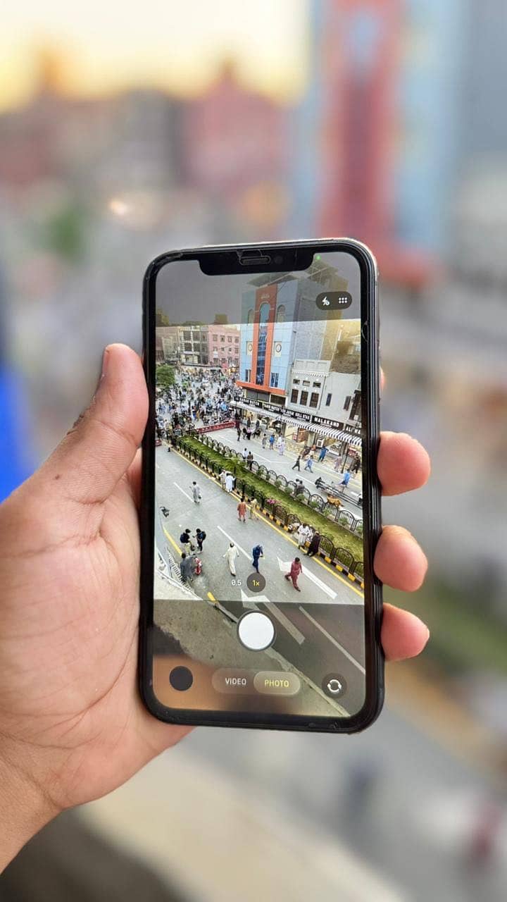 Apple iPhone 11 1