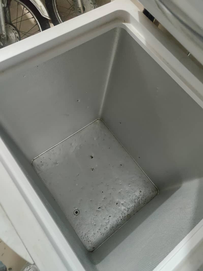 D freezer 3