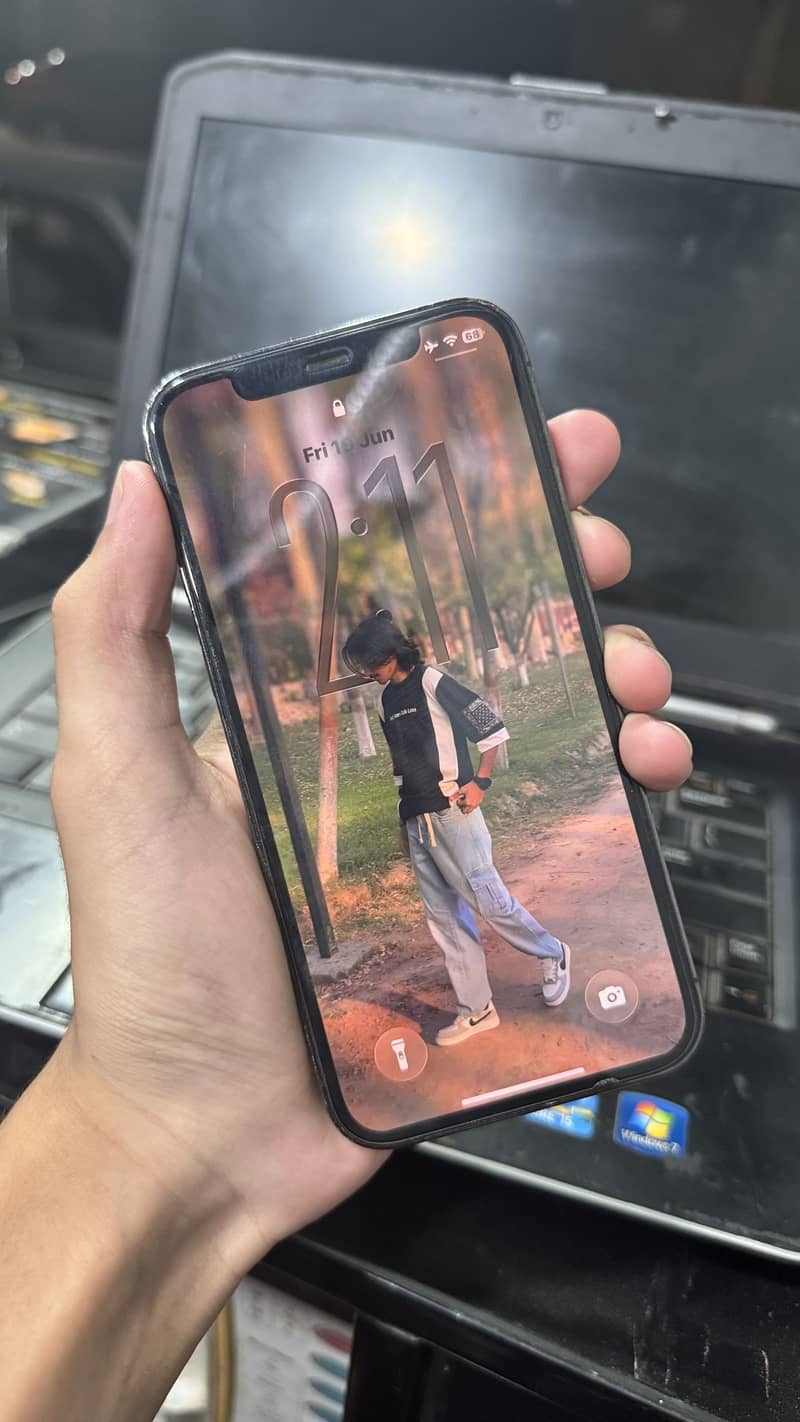 Iphone 12 pro 1