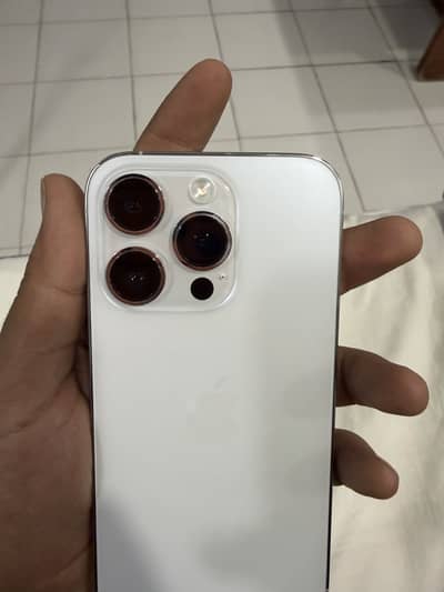 Apple iPhone 14 Pro