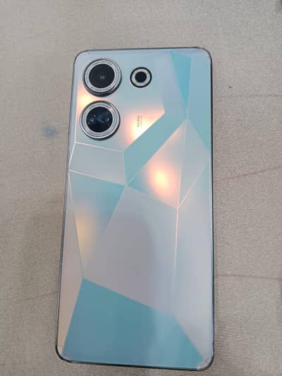 Tecno comon  20