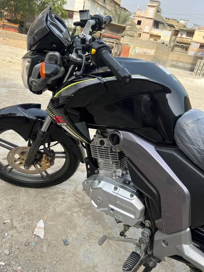 Suzuki gsx 125 2025