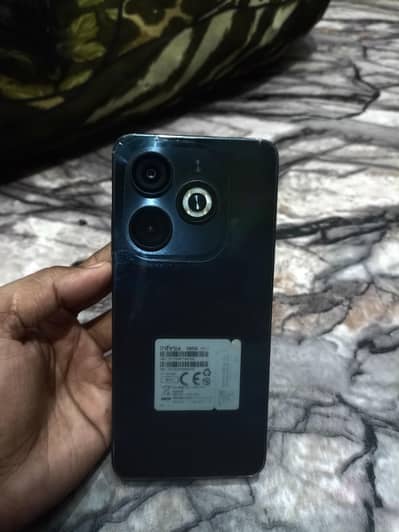 Infinix Smart 8.4+4 64 GB with box