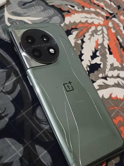 One Plus 11 256 gb 16 gb ram
