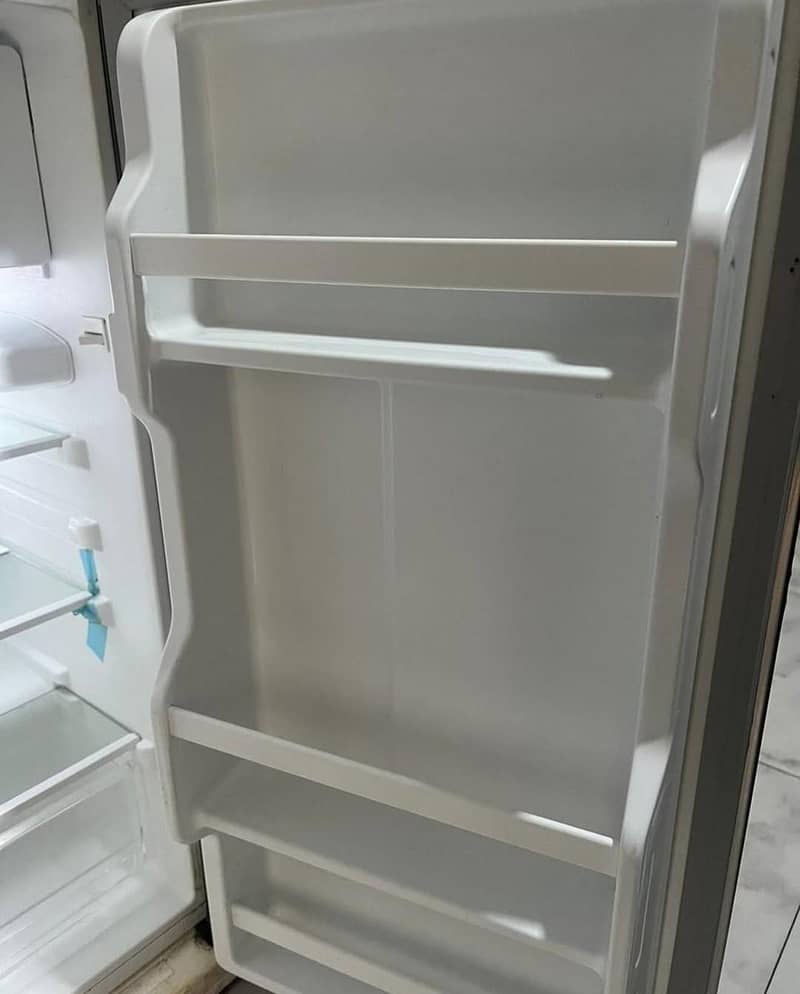 Fridge 4