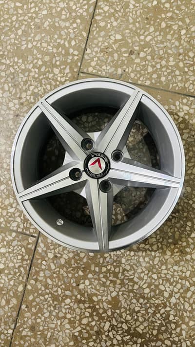Allow rim | 13 inch